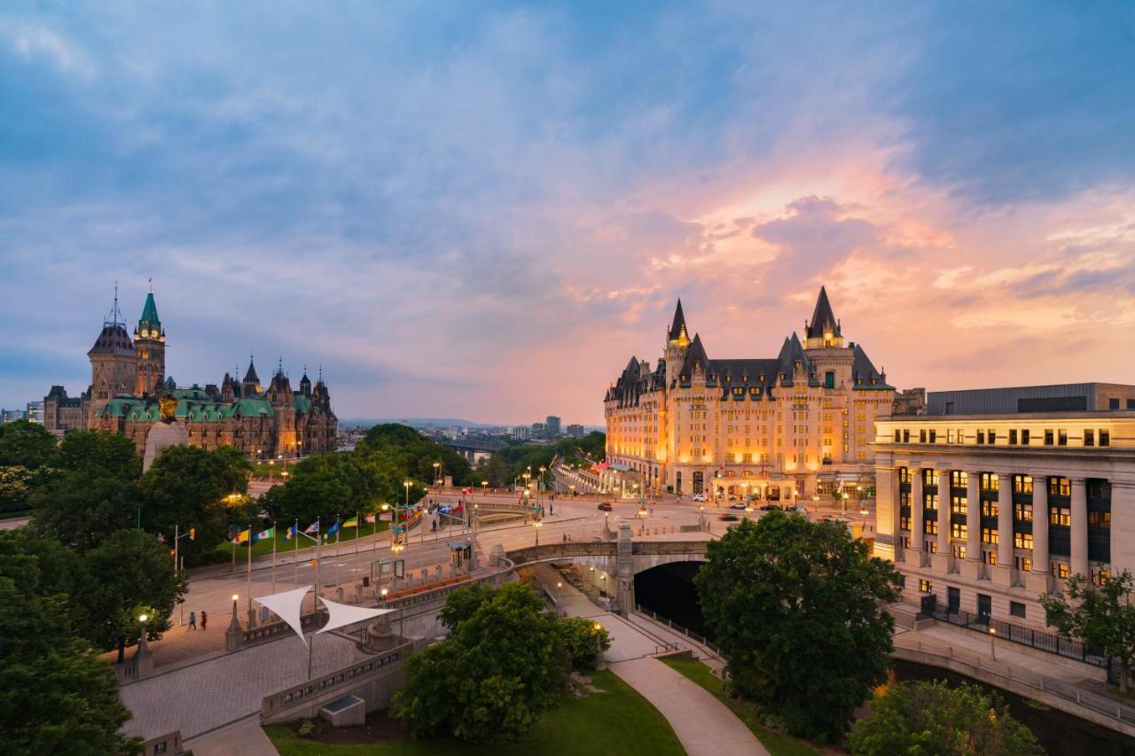 Fairmont Chateau Laurier Gold Experience Ottawa Exterior photo