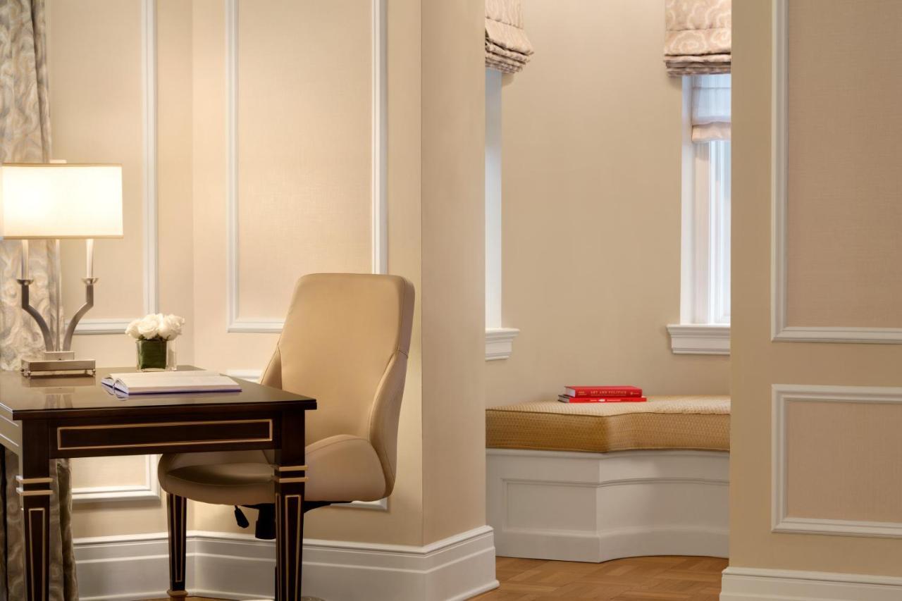 Fairmont Chateau Laurier Gold Experience Ottawa Exterior photo